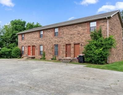 121 Stephanie Dr