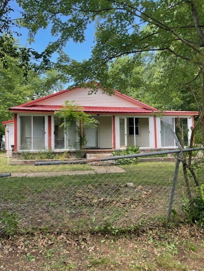 103 E High St