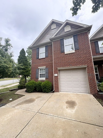 8401 Charbay Cir