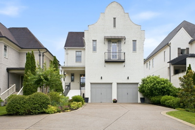 2011B Galbraith Dr