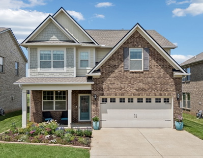 817 Yakima Way