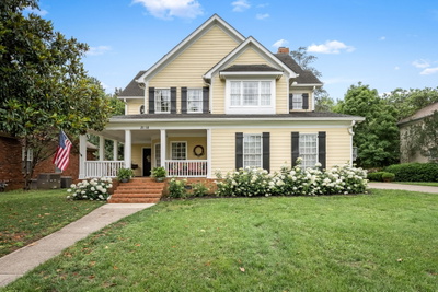Exterior view of 2118 Prestwick Dr in Murfreesboro, TN