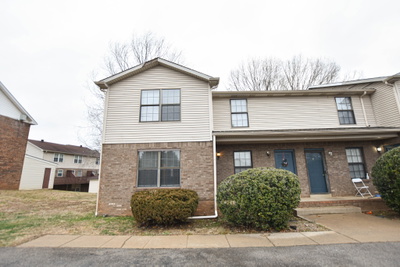 1533 E Knollwood Circle