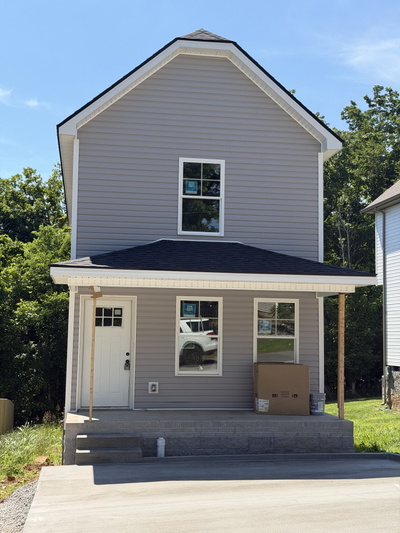 170 Oak St