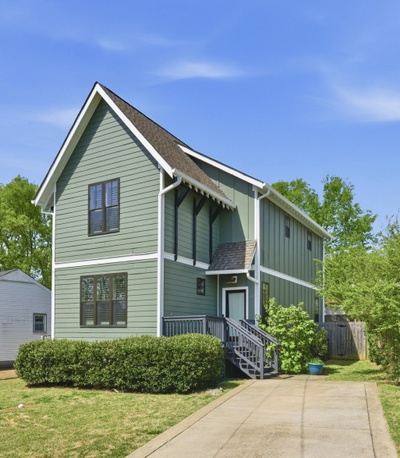 65 Creighton Ave