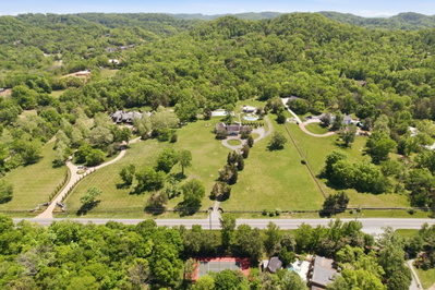 5840 Hillsboro Pike