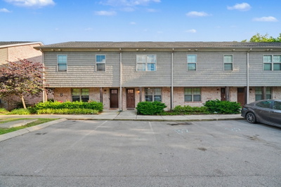 2506 E Main St