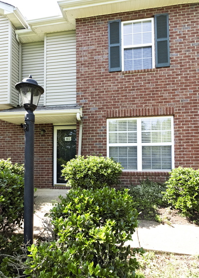 102 Waterview Dr