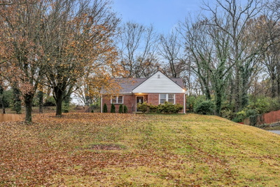 719 Woodmere Dr
