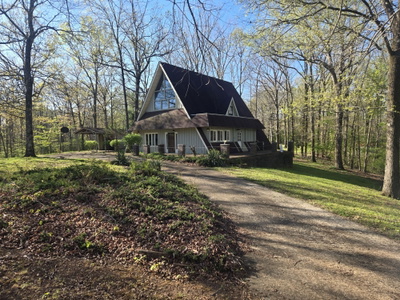 820 Hurricane Hill Dr