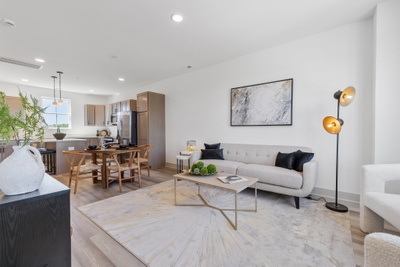 905 Harper Lndg