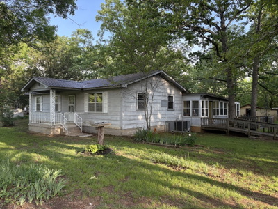 260 Simmons Bluff Rd