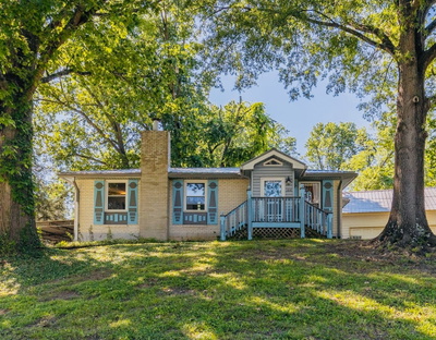 122 Luna Dr