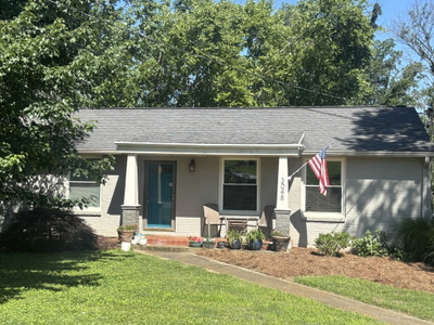 3048 Edgemont Dr