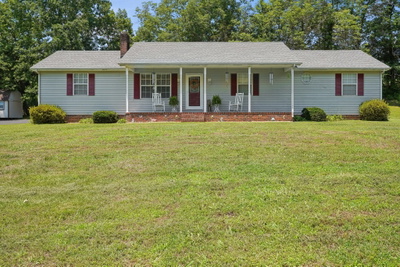 45 Roberts Ln