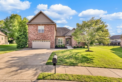 126 Parkland Cir