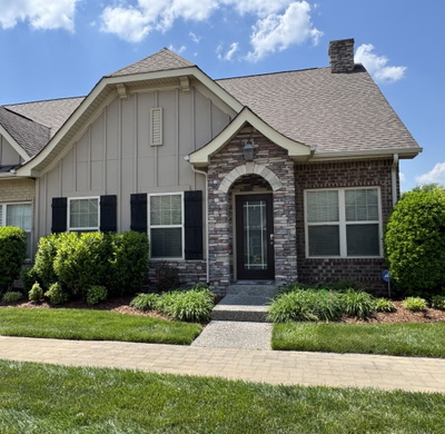 236 Glennister Ct