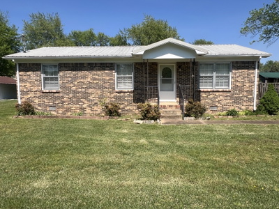 220 Apache Cir