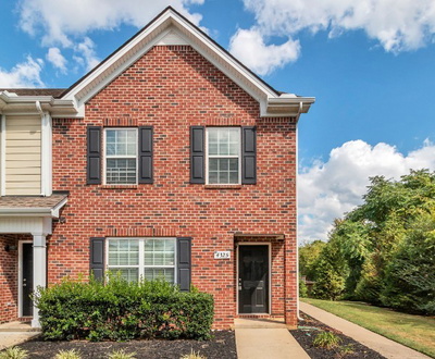 4325 Aurora Cir