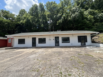 90 Providence Blvd