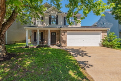 705 Sweetwater Cir
