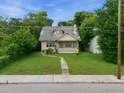2020 Clifton Ave