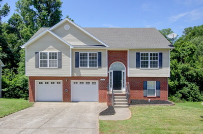 93 West Dr
