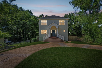 517 Elgin St