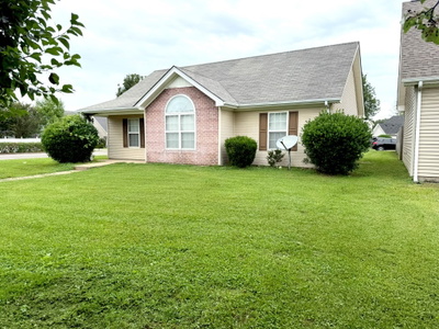 1451 Rochester Dr
