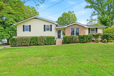 7220 Belle Chasse Dr