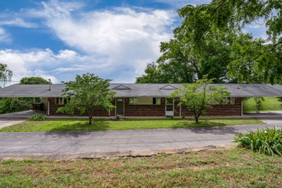 3020 3022 Fernbrook Lane