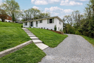2511 Woodberry Dr
