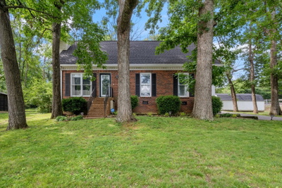 100 Windward Dr
