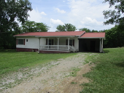 610 E Denny Rd
