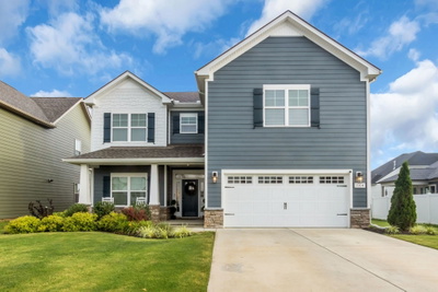 3104 Chatfield Dr