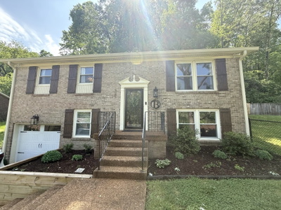 525 Holt Valley Rd