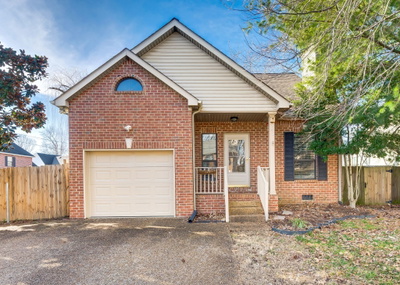 900 Dove Ridge Cir