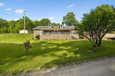 698 Tooley Branch Rd