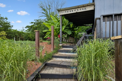 183 Phosphate Ln