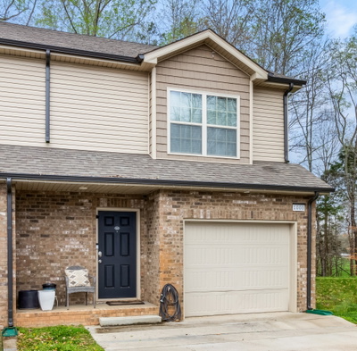 135 Country Ln