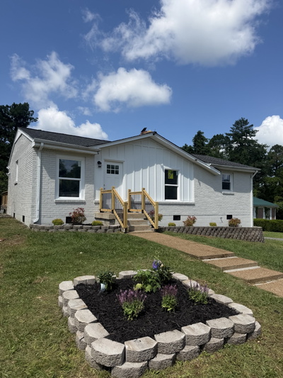 683 Shelton Ct
