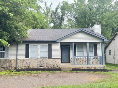 3225 Lakeford Dr
