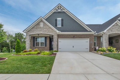 1451 Autumn Leaf Ln