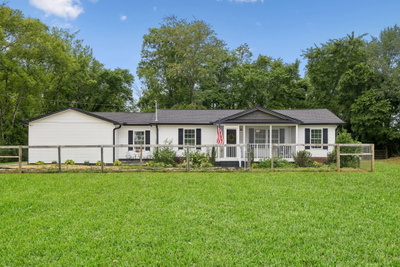 6782 Woodbury Pike