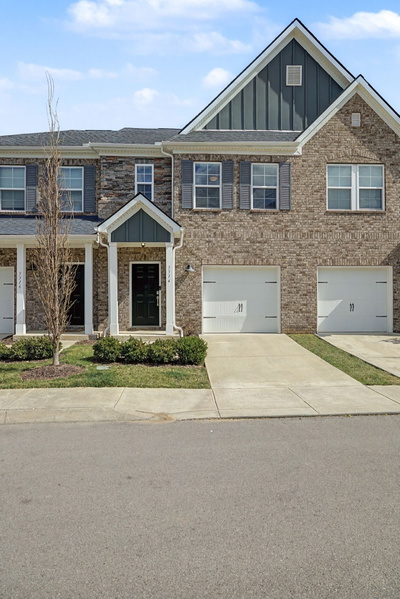 3314 Deerchase Cir