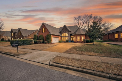 105 Sagamore Trce