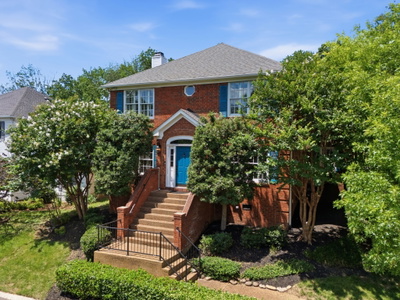 72 Ravenwood Hills Cir