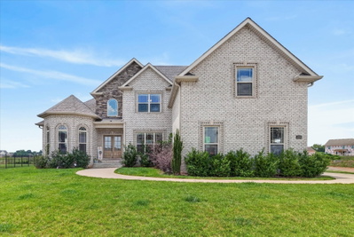 344 Oasis Ln