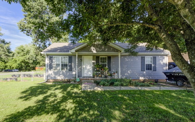 319 Lafayette Point Cir