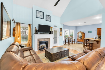 110 Bancroft Ct